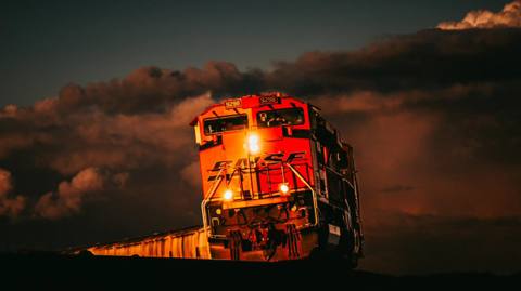 BNSF SD70ACe descending into Sprague Washington